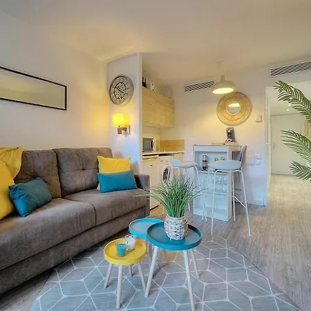 089 Cannes